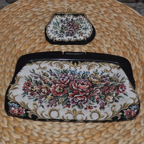 80s Double Sided, Floral Rose Tapestry, Handbag, Purse with Matching Coin Purse - Picture 2 of 3